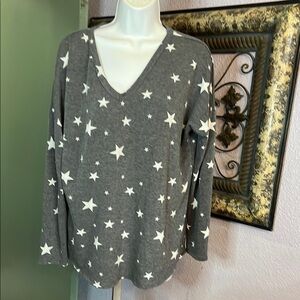 Gray and White Star V-Neck Long Sleeve Sweatshirt